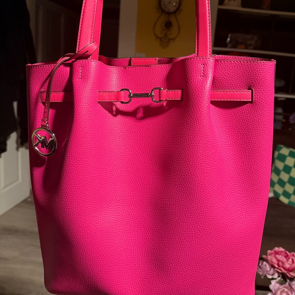 Michael Kors Pink Shoulder Bag